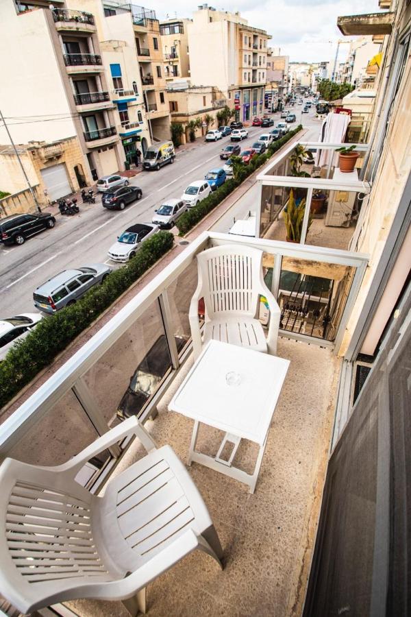 Apartment 5 Mins Away From The Beach. เซนต์พอลส์เบย์ ภายนอก รูปภาพ